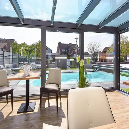 Gemuetliche Mit Balkon 아파트 벤세르시엘