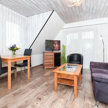 Gemuetliche Mit Balkon