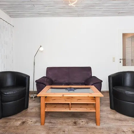 아파트 Gemuetliche Mit Balkon