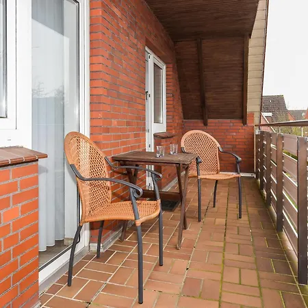 아파트 Gemuetliche Mit Balkon *