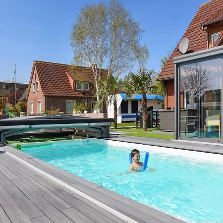 Gemuetliche Mit Balkon 아파트